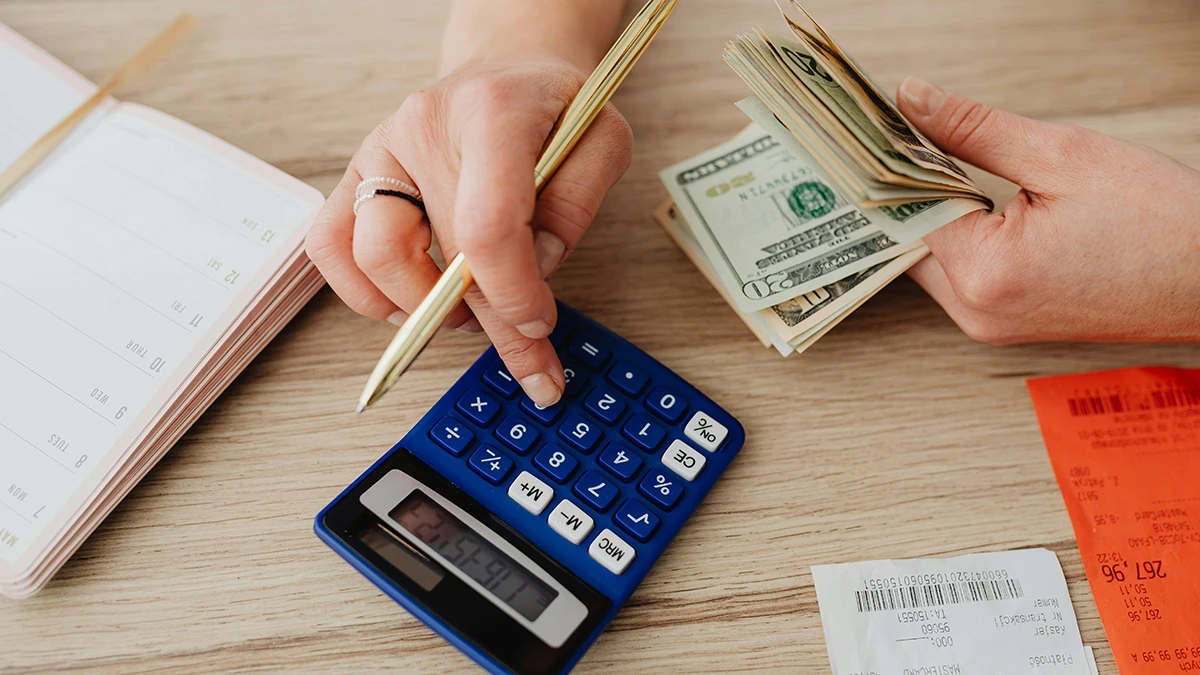 Đã dùng Lark/Zalo để hoàn ứng vẫn chưa đủ, và đây là phần CostDesk làm tiếp